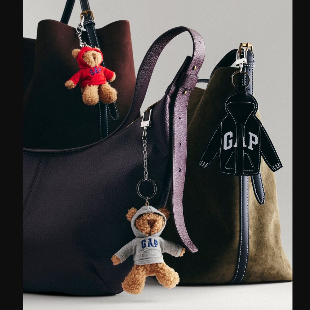 NWT GAP Brannan Bear Hoodie Keychain Charm Heather Grey Logo